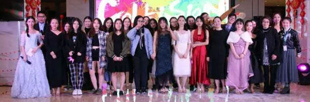 西班牙0.5+0.5+1/2硕士留学